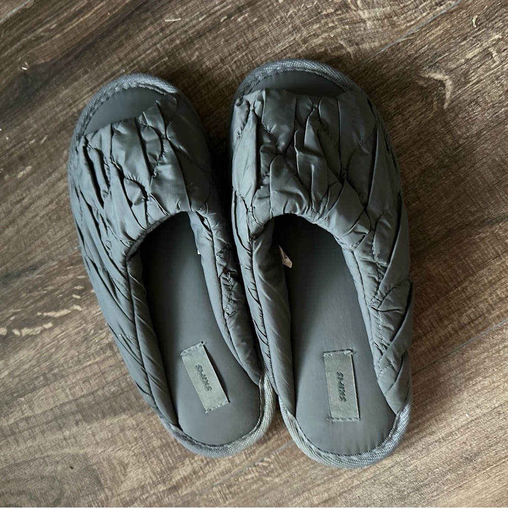 SKIMS Quilted Slide Slippers size 37 - Picture 2 of 4